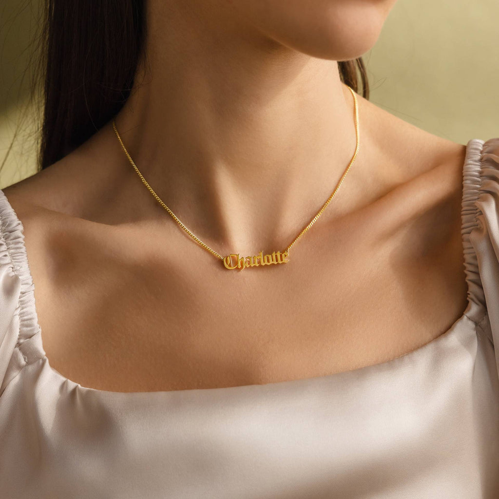 Vintage font name necklace stainless steel 18K gold-plated DIY English letter necklace with grinding chain